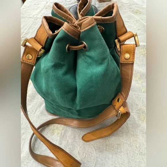 Valentino Garavani bucket drawstring bag